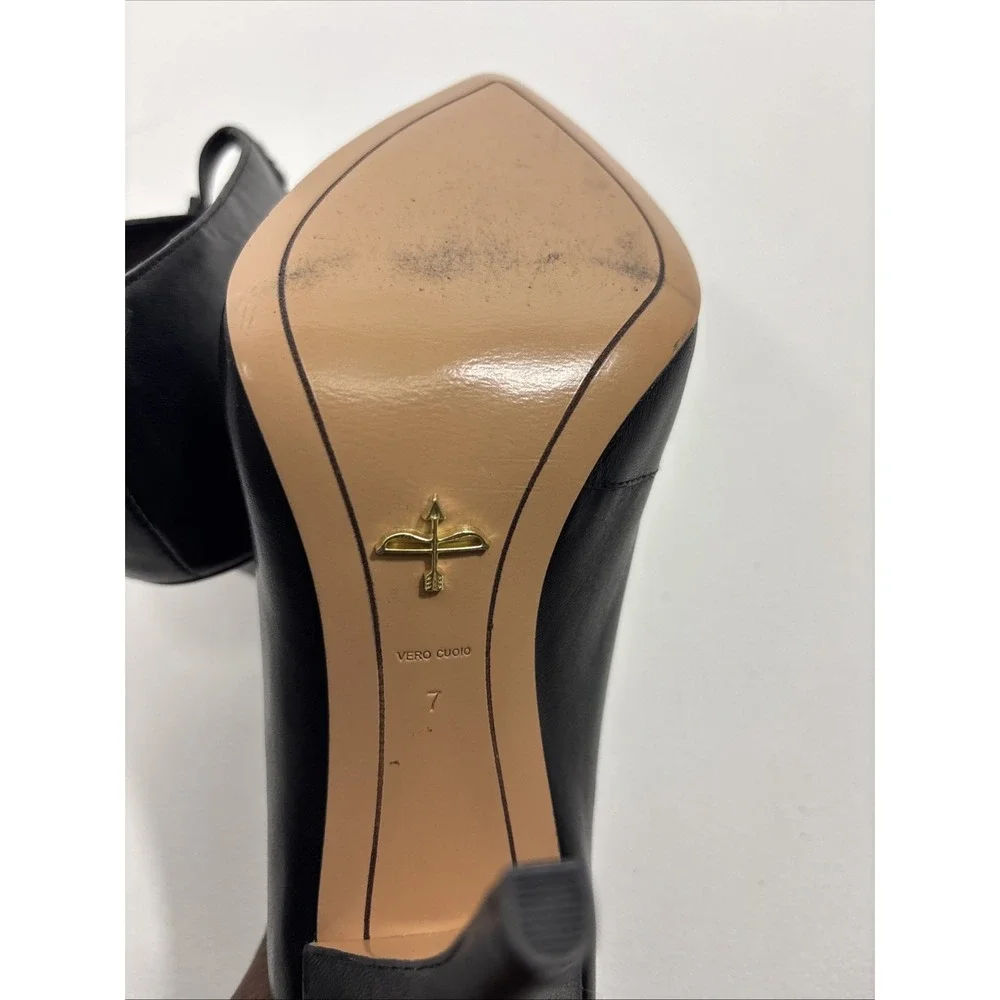 Pour La Victoire Black Leather Ziegler Pointed Heels‎ Size 7